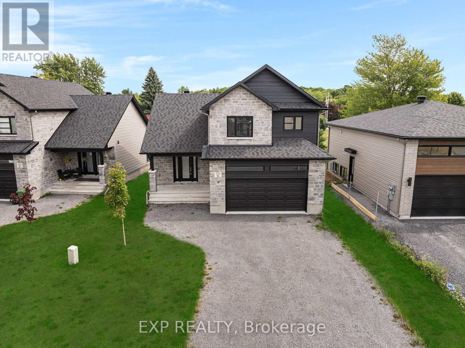 75 Chateauguay Street, Russell, Ontario  K0A 2M0 - Photo 5 - X12272213