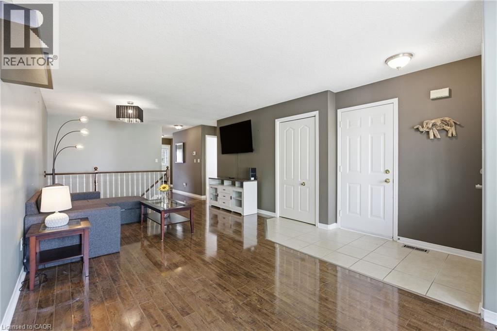 240 Oakcrest Avenue, Welland, Ontario  L3C 7K3 - Photo 11 - 40782221