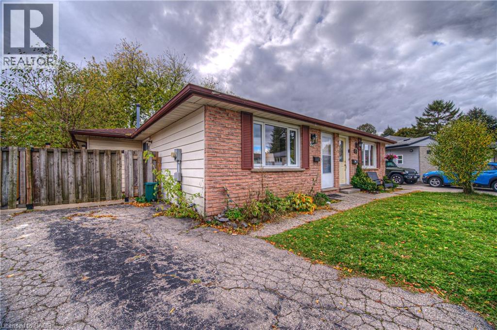 66 Harvest Court, Kitchener, Ontario  N2P 1T3 - Photo 2 - 40781286