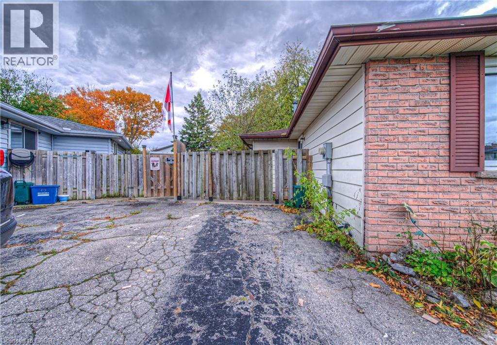 66 Harvest Court, Kitchener, Ontario  N2P 1T3 - Photo 26 - 40781286