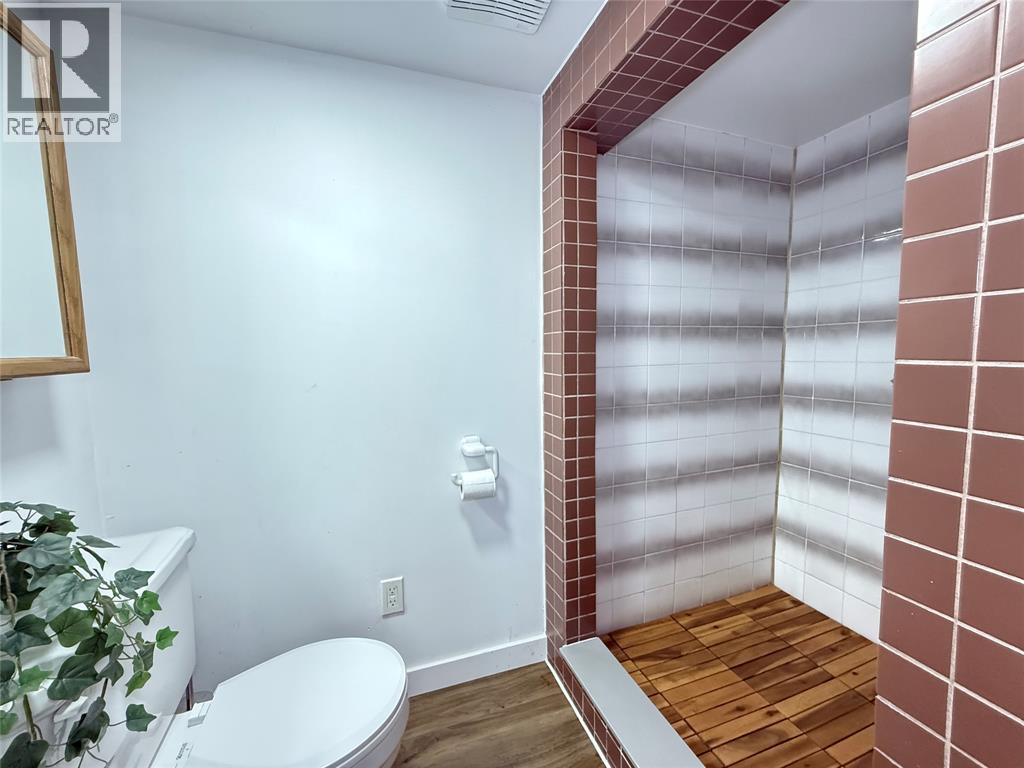 204 London Road, Sarnia, Ontario N7T 4V5 - Photo 20 - 25024217