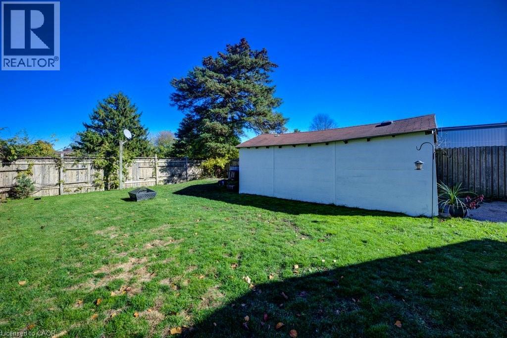 30 Elmwood Avenue, Cambridge, Ontario  N1R 4Y1 - Photo 27 - 40779558