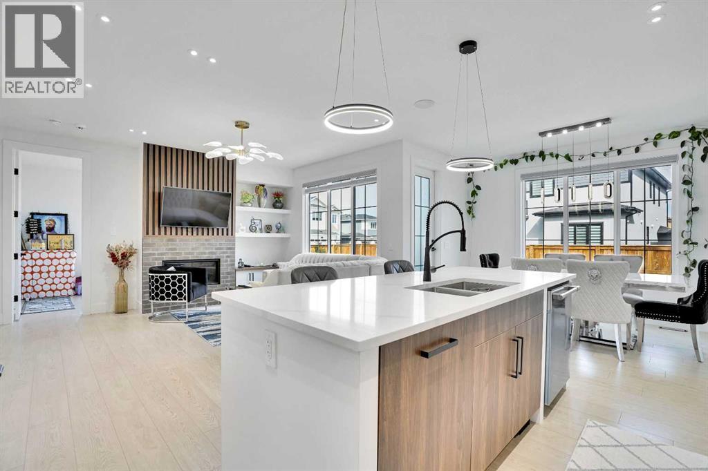 179 Kinniburgh Loop, Chestermere, Alberta  T1X 2S6 - Photo 8 - A2261678