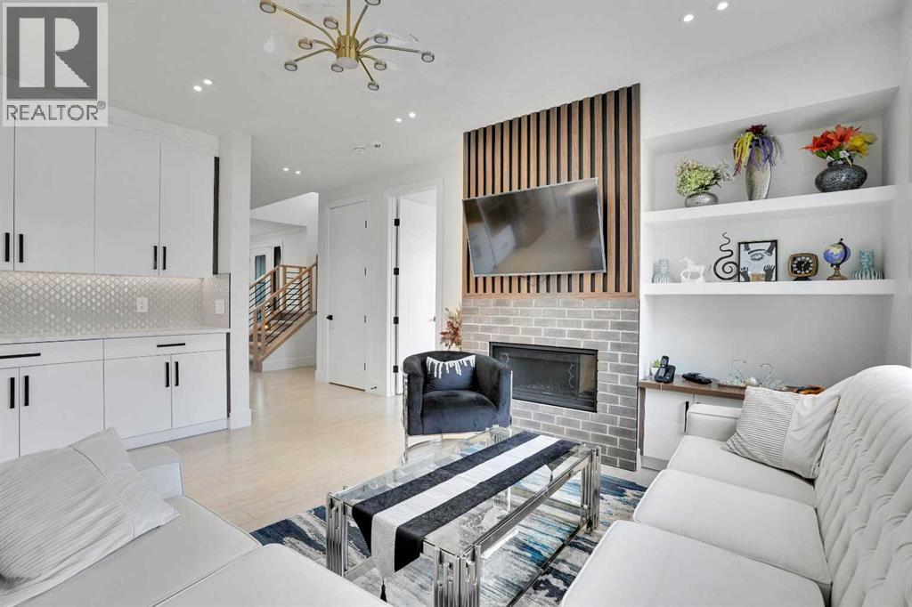 179 Kinniburgh Loop, Chestermere, Alberta  T1X 2S6 - Photo 13 - A2261678