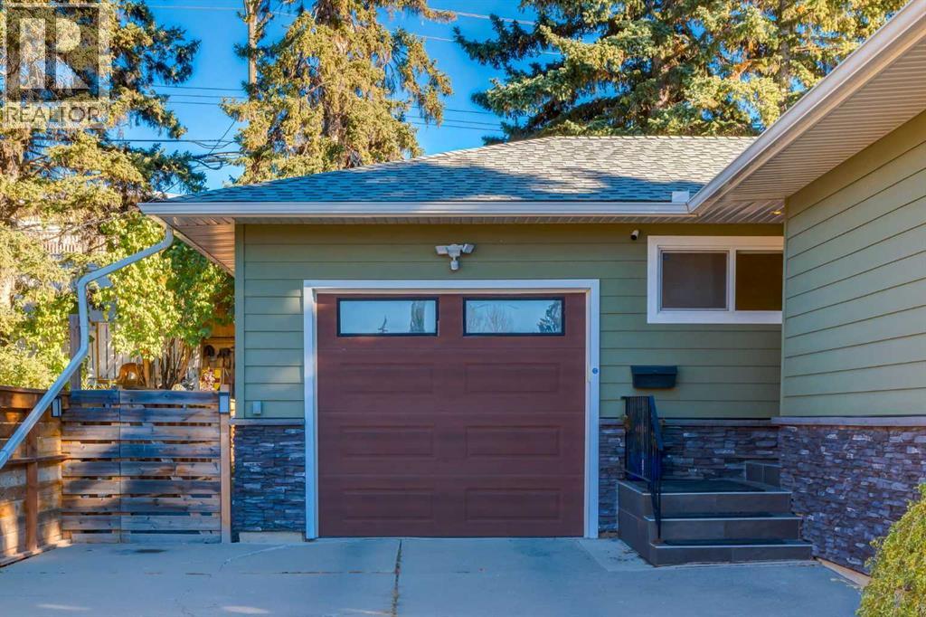 32 Calandar Road Nw, Calgary, Alberta  T2L 0P6 - Photo 40 - A2264826