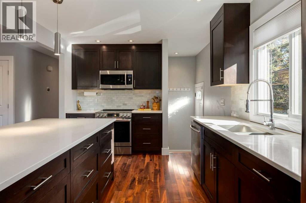 32 Calandar Road Nw, Calgary, Alberta  T2L 0P6 - Photo 15 - A2264826