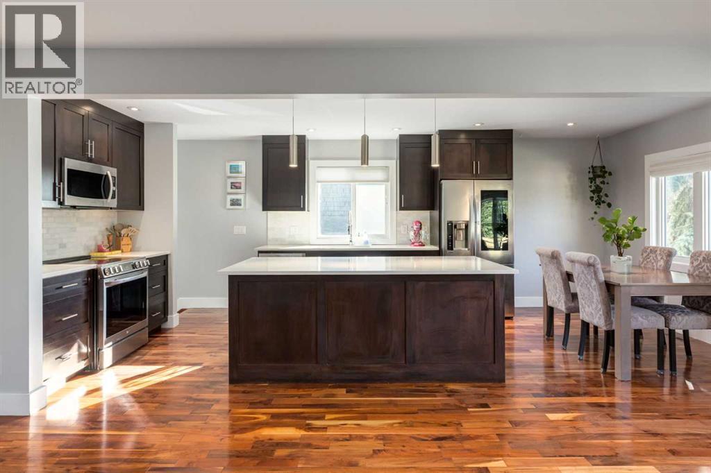 32 Calandar Road Nw, Calgary, Alberta  T2L 0P6 - Photo 10 - A2264826