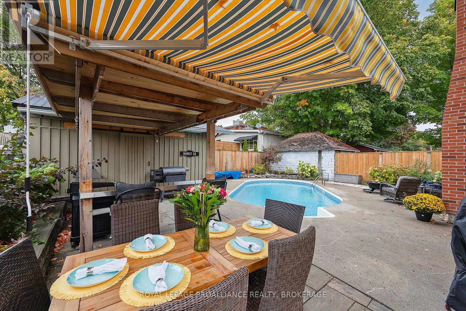 111 Dundas Street W, Greater Napanee, Ontario  K7R 1Z9 - Photo 30 - X12483403