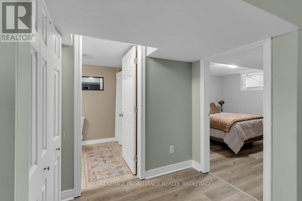 50 Princeton Place, Loyalist (Amherstview), Ontario  K7N 1E6 - Photo 36 - X12483423