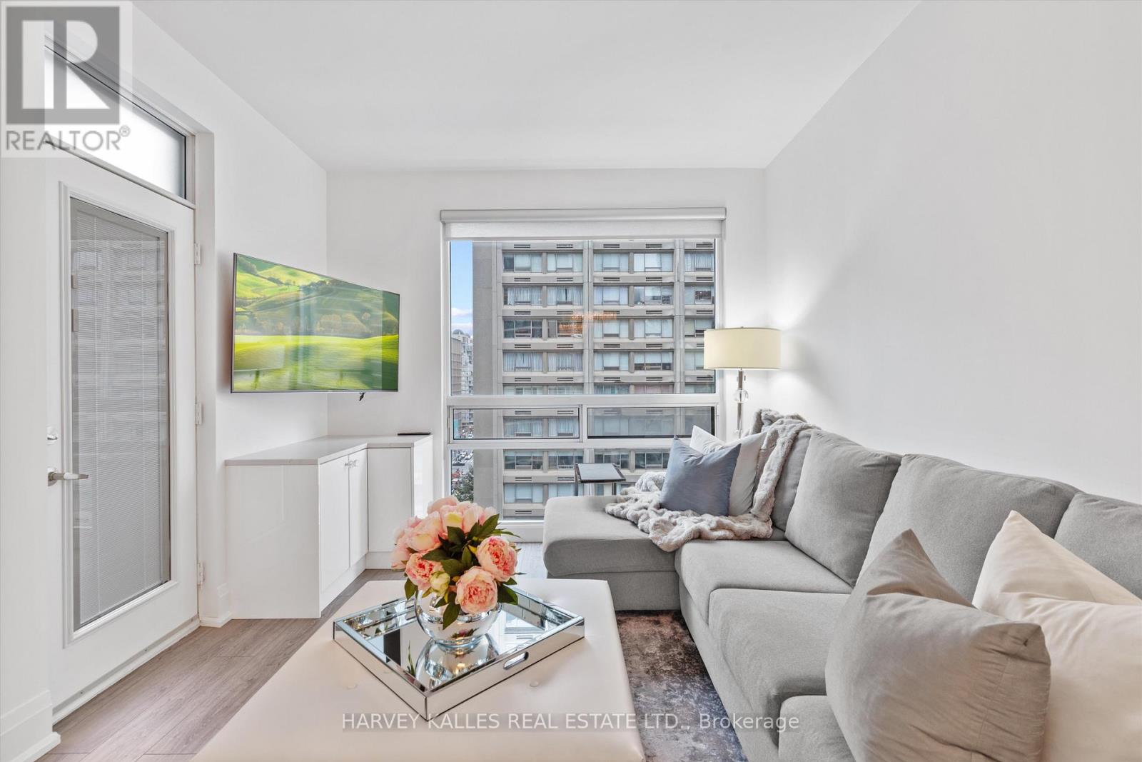 1205 - 1121 Bay Street, Toronto (Bay Street Corridor), Ontario  M5S 2B3 - Photo 10 - C12483266