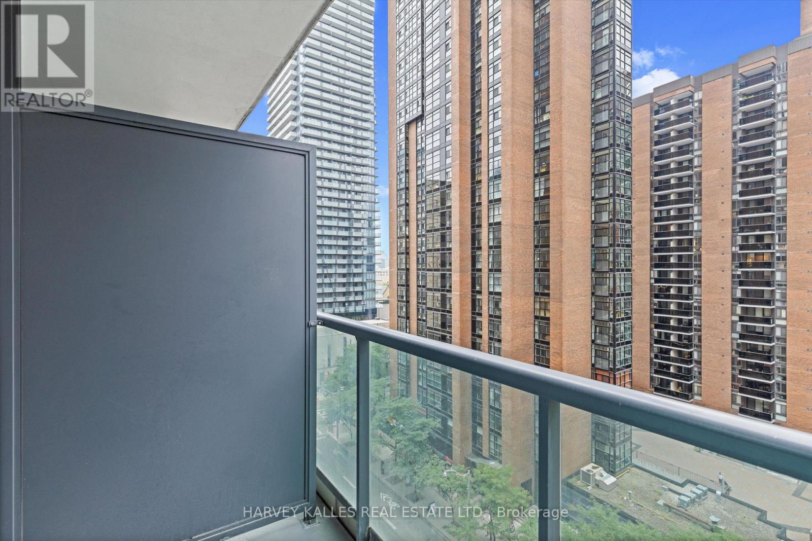 1205 - 1121 Bay Street, Toronto (Bay Street Corridor), Ontario  M5S 2B3 - Photo 12 - C12483266