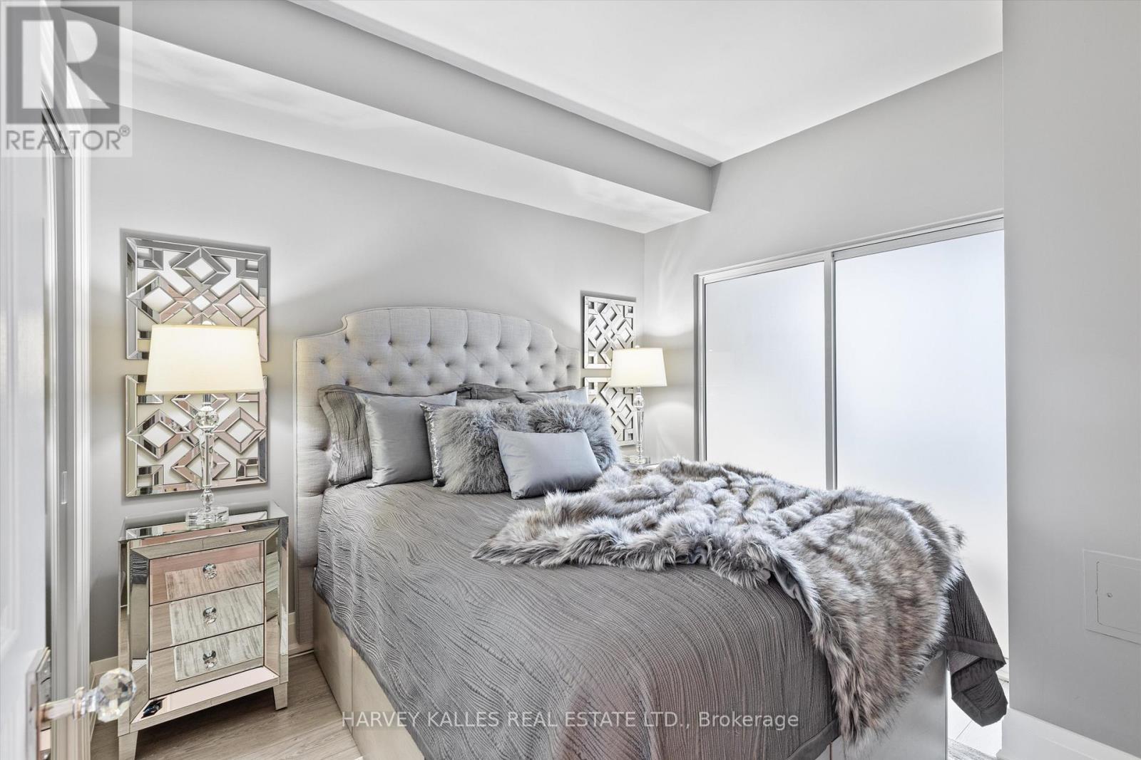 1205 - 1121 Bay Street, Toronto (Bay Street Corridor), Ontario  M5S 2B3 - Photo 15 - C12483266