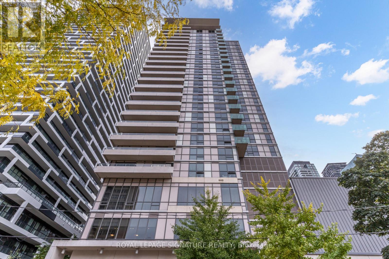 1303 - 25 Broadway Avenue, Toronto, Ontario  M4P 1T7 - Photo 2 - C12483297