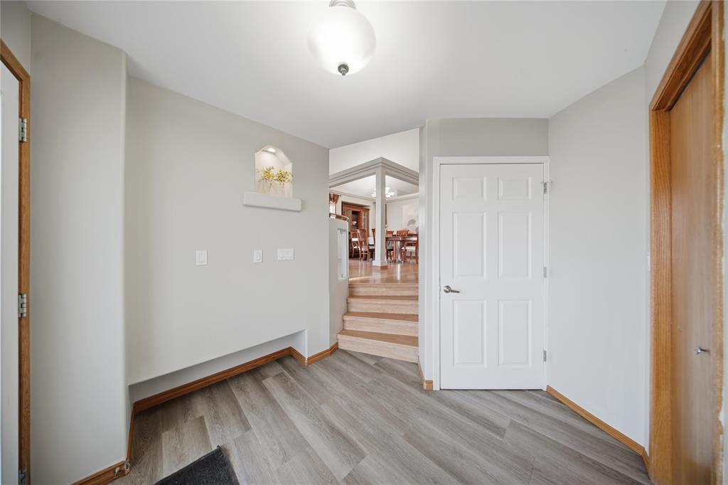 14 Jack Kolt Place, Winnipeg, Manitoba  R2P 2M3 - Photo 4 - 202527364