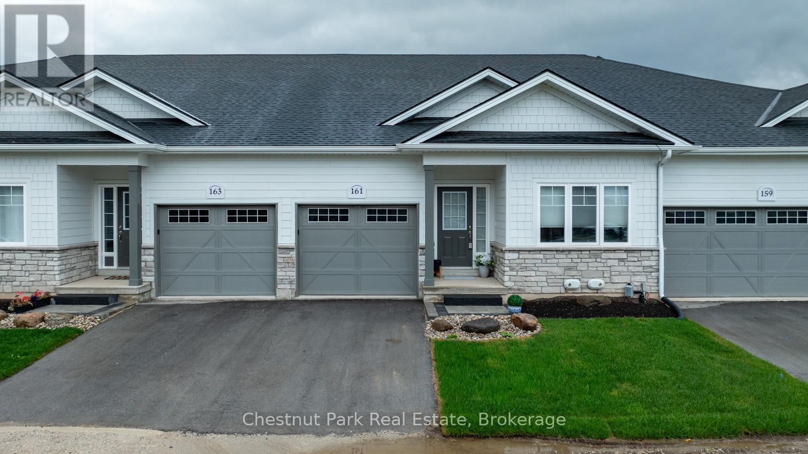 161 HAWTHORN CRESCENT, Georgian Bluffs, Ontario