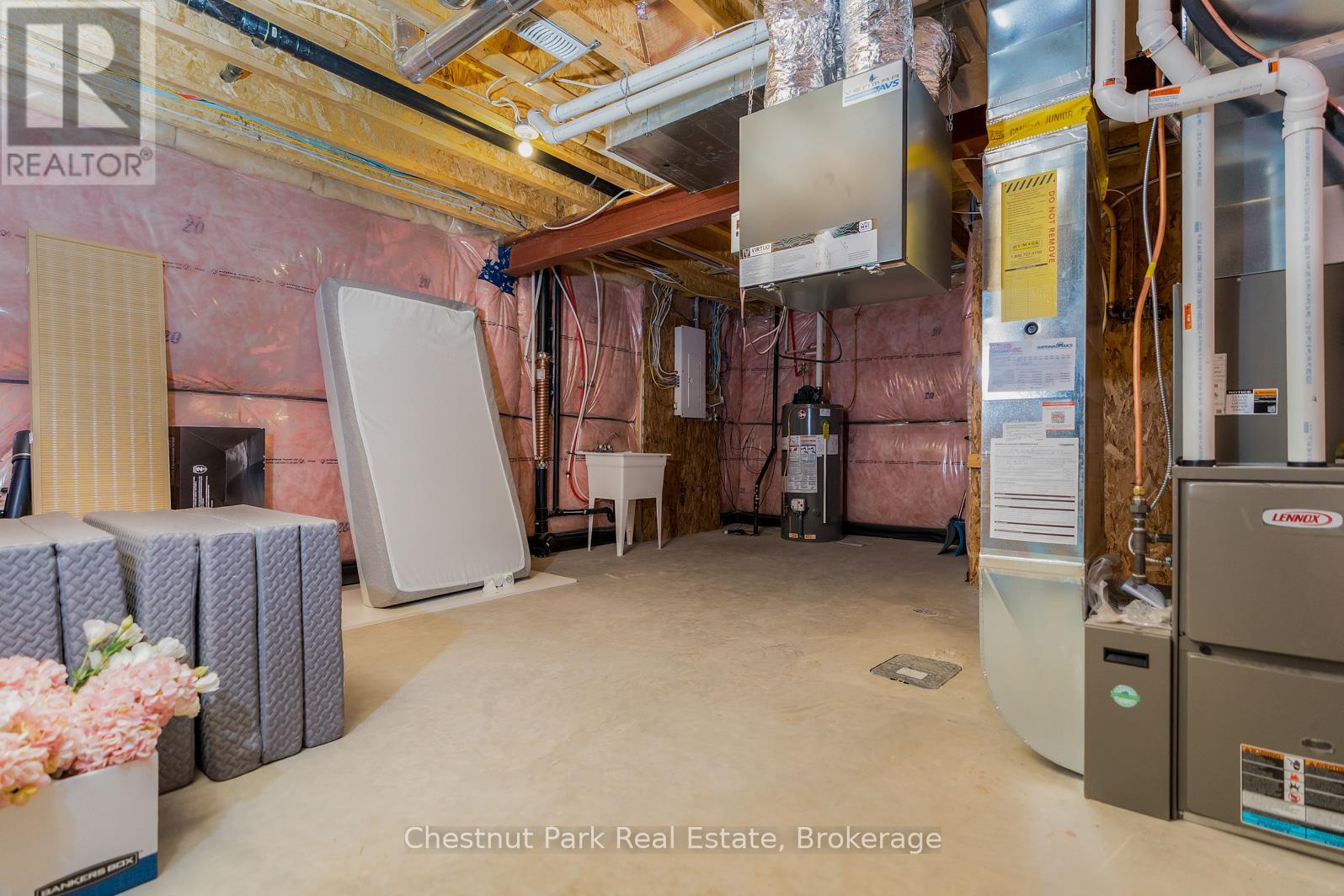 161 Hawthorn Crescent, Georgian Bluffs, Ontario  N0H 1S0 - Photo 35 - X12376717