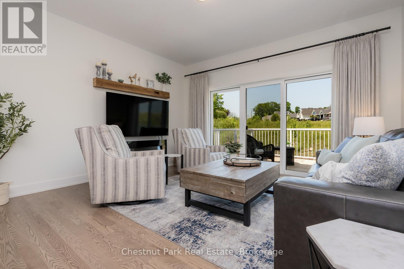 161 Hawthorn Crescent, Georgian Bluffs, Ontario  N0H 1S0 - Photo 13 - X12376717