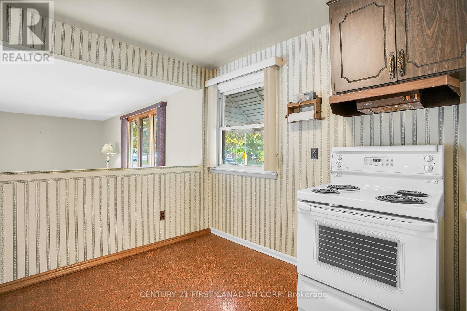 119 Bancroft Road, London East, Ontario  N5V 1C6 - Photo 16 - X12483305