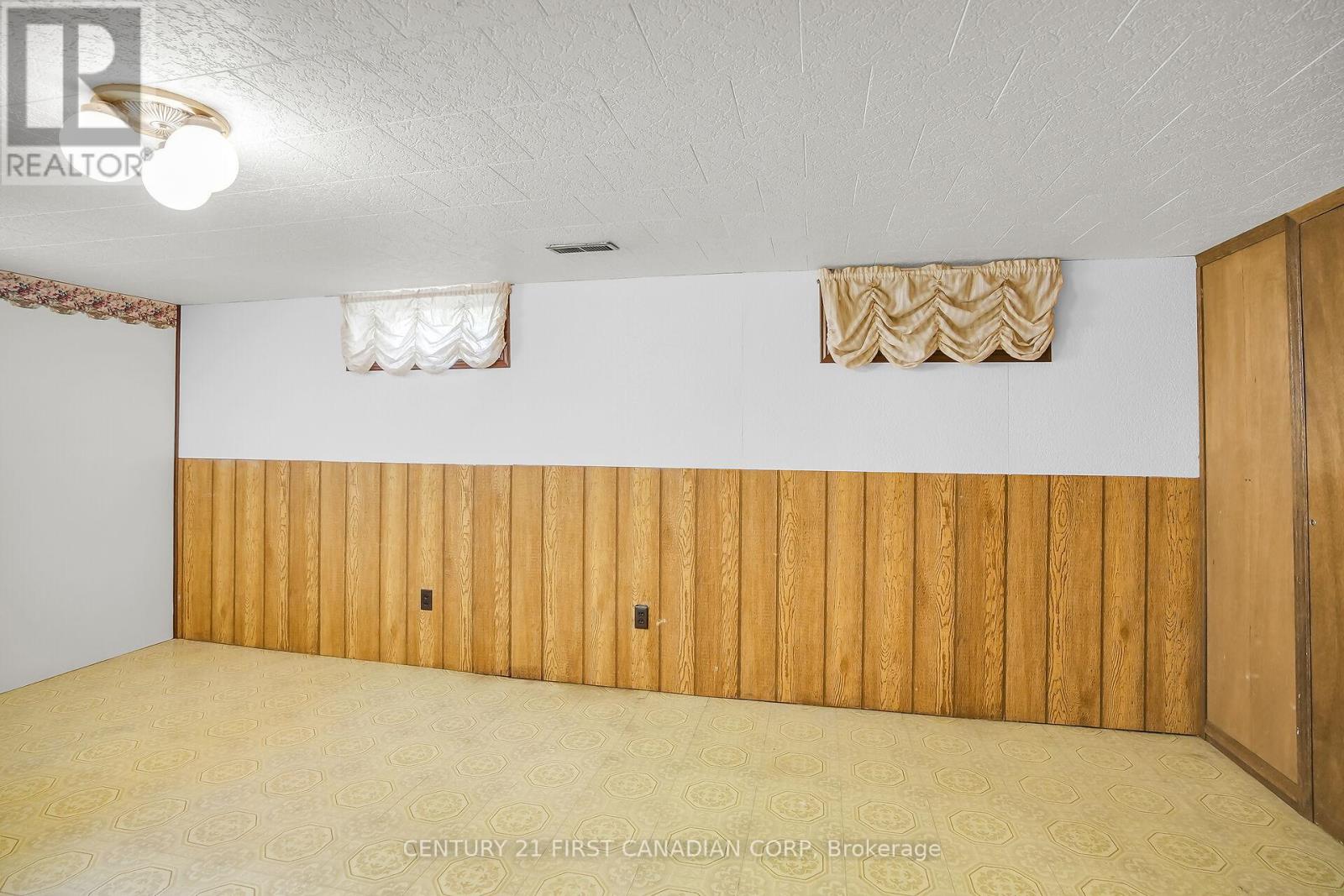 119 Bancroft Road, London East, Ontario  N5V 1C6 - Photo 23 - X12483305