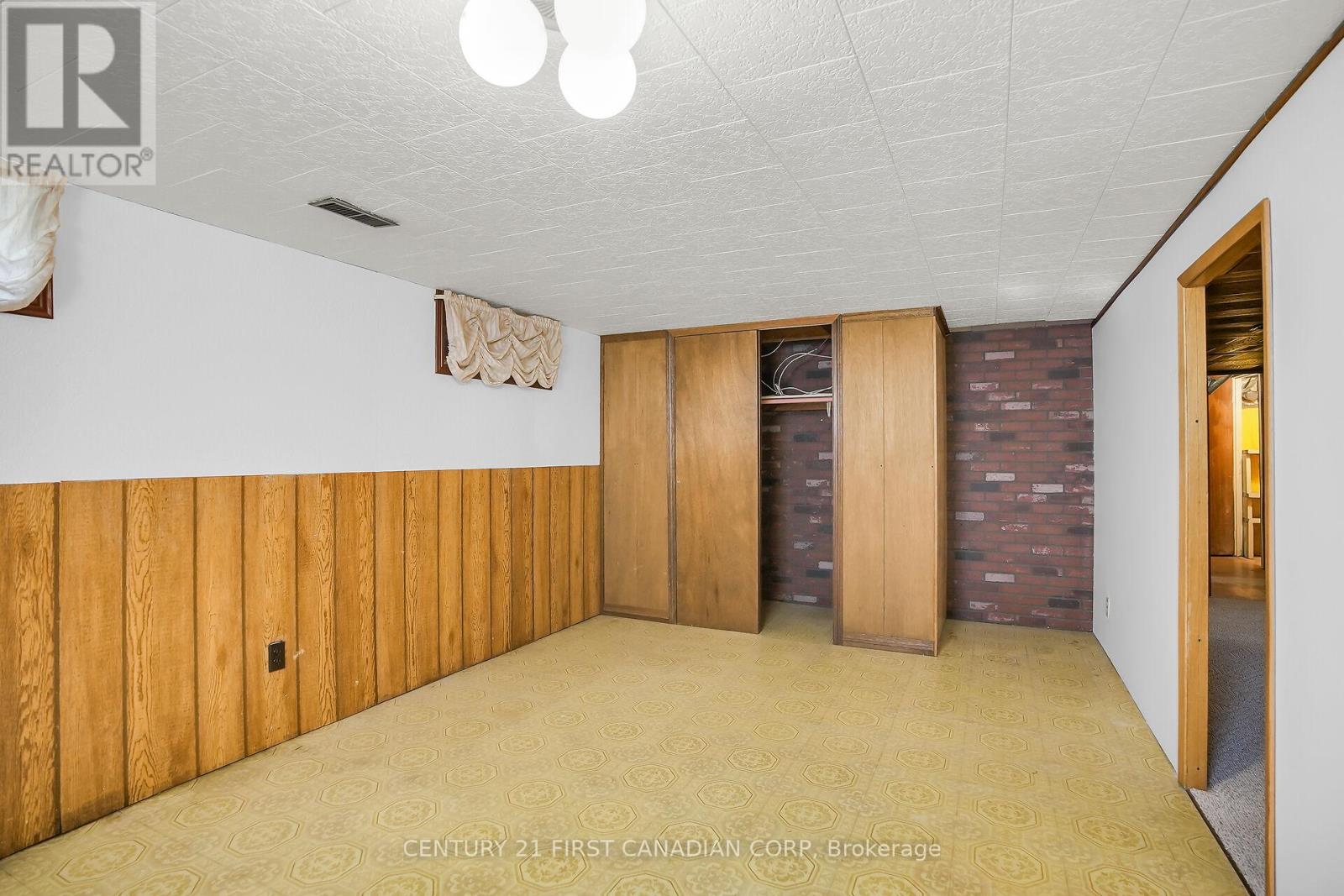 119 Bancroft Road, London East, Ontario  N5V 1C6 - Photo 25 - X12483305