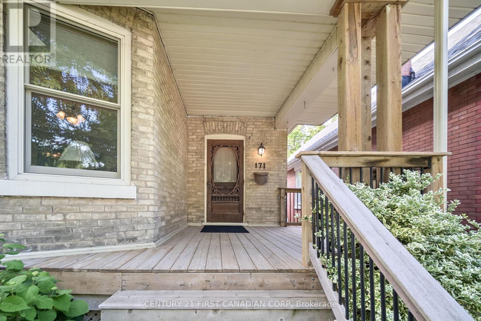 171 Mount Pleasant Avenue, London North, Ontario  N6H 1E3 - Photo 4 - X12483381