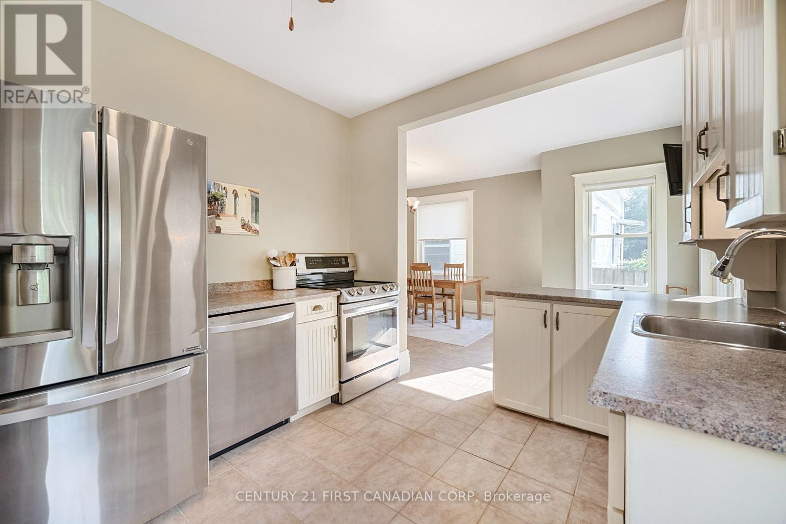 171 Mount Pleasant Avenue, London North, Ontario  N6H 1E3 - Photo 9 - X12483381