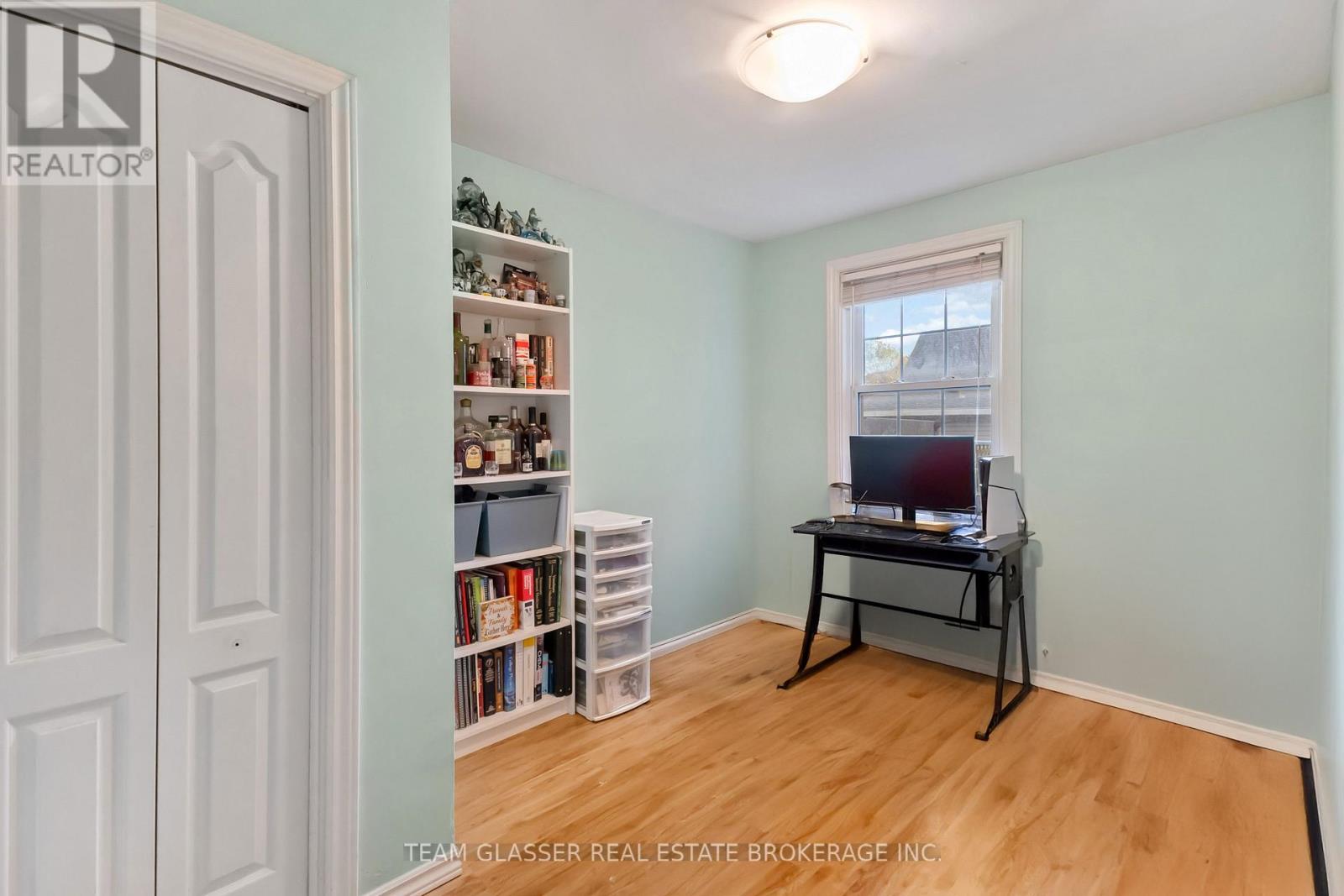 1 Cypress Street, St. Thomas, Ontario  N5R 1N2 - Photo 10 - X12483405