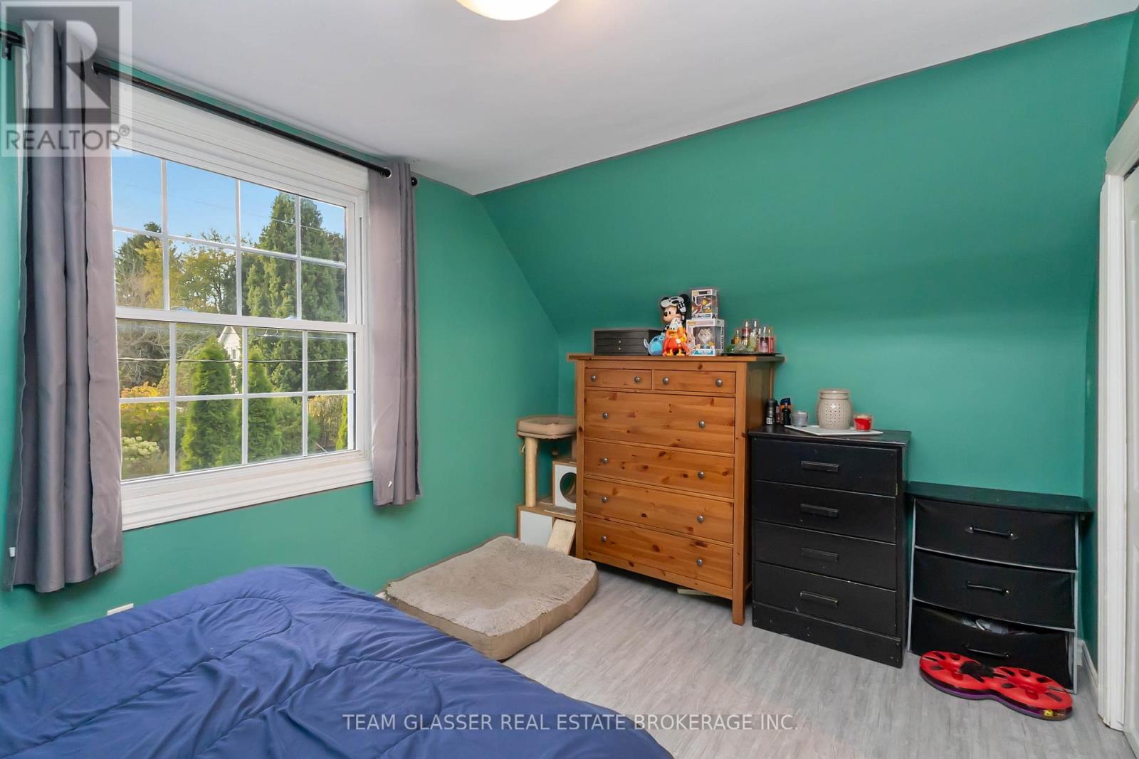 1 Cypress Street, St. Thomas, Ontario  N5R 1N2 - Photo 12 - X12483405