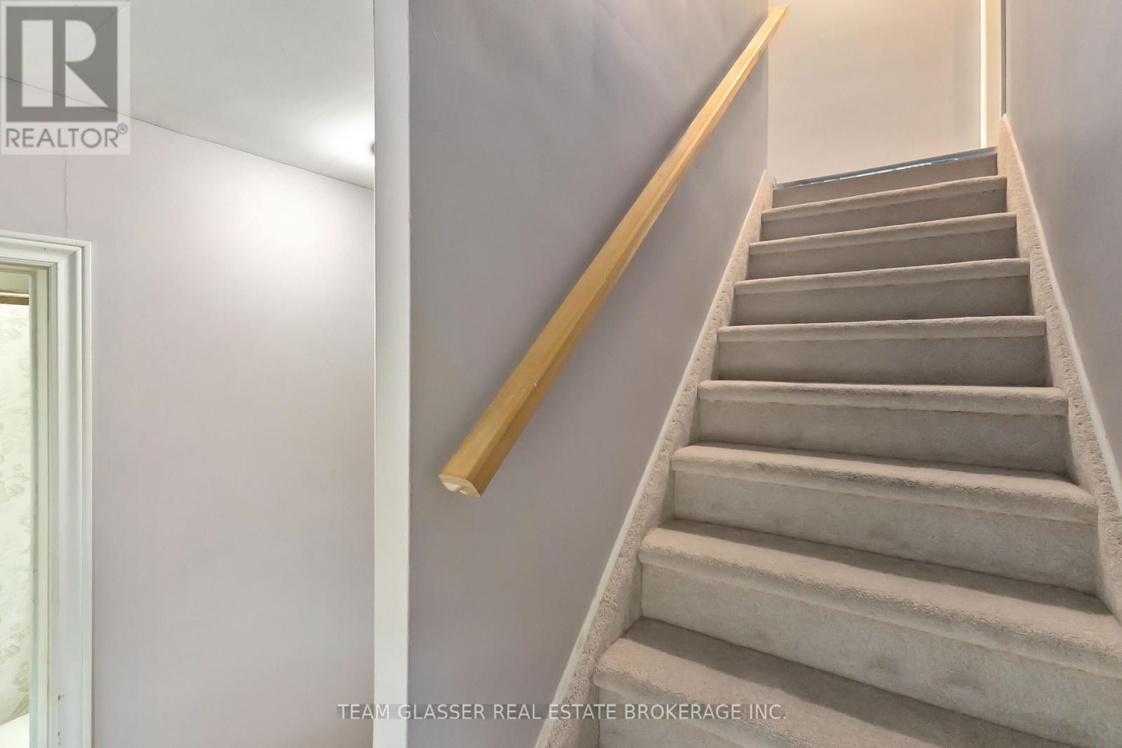 1 Cypress Street, St. Thomas, Ontario  N5R 1N2 - Photo 16 - X12483405