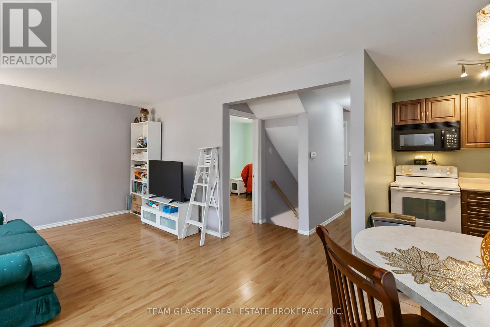 1 Cypress Street, St. Thomas, Ontario  N5R 1N2 - Photo 9 - X12483405