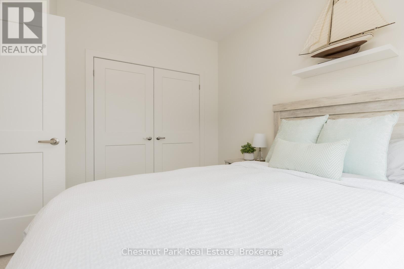 161 Hawthorn Crescent, Georgian Bluffs, Ontario  N0H 1S0 - Photo 25 - X12376717