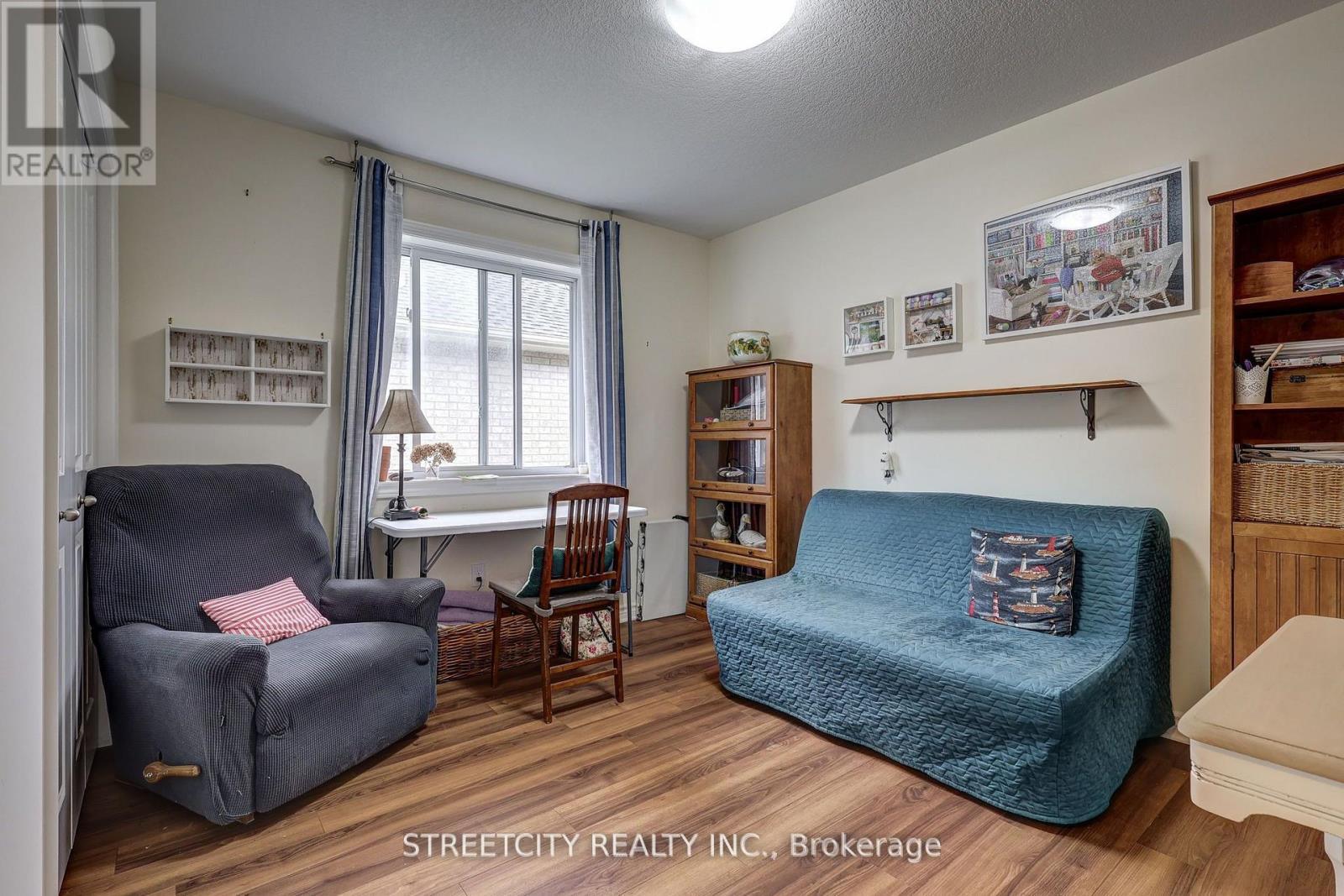 31 Acorn Trail, St. Thomas, Ontario  N5R 0H5 - Photo 16 - X12483430
