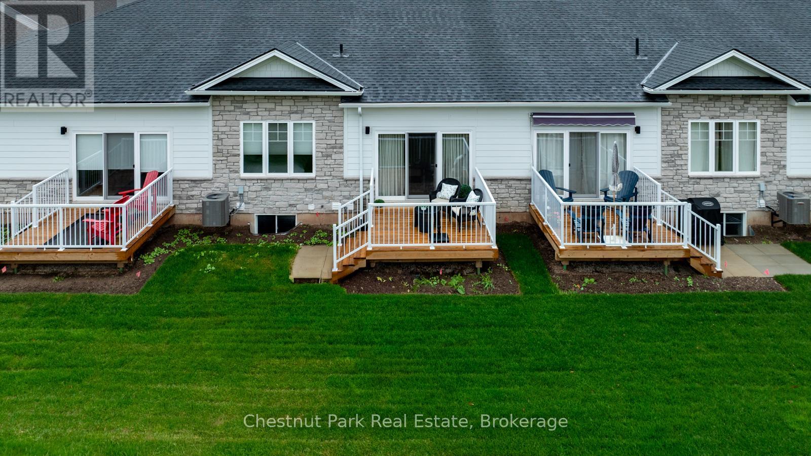 161 Hawthorn Crescent, Georgian Bluffs, Ontario  N0H 1S0 - Photo 41 - X12376717