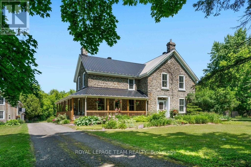 10095 SHAW ROAD, North Dundas, Ontario