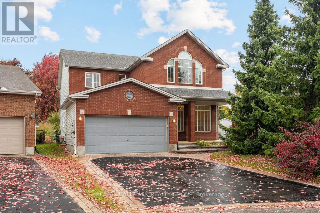 17 SOLACE COURT, Ottawa, Ontario