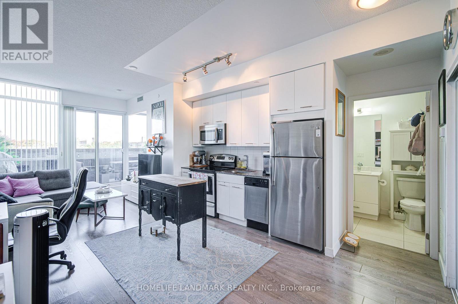 505 - 2055 Danforth Avenue, Toronto, Ontario  M4C 1J8 - Photo 2 - E12483252
