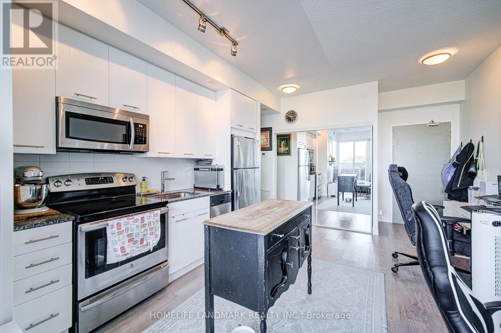 505 - 2055 Danforth Avenue, Toronto, Ontario  M4C 1J8 - Photo 3 - E12483252