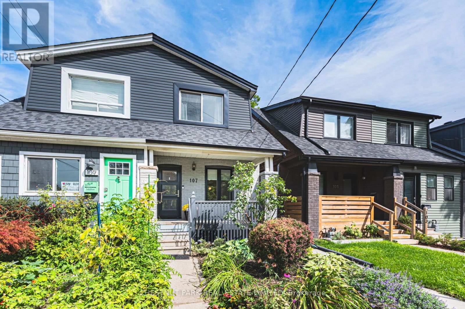 107 Kent Road, Toronto, Ontario  M4L 2X5 - Photo 2 - E12483253