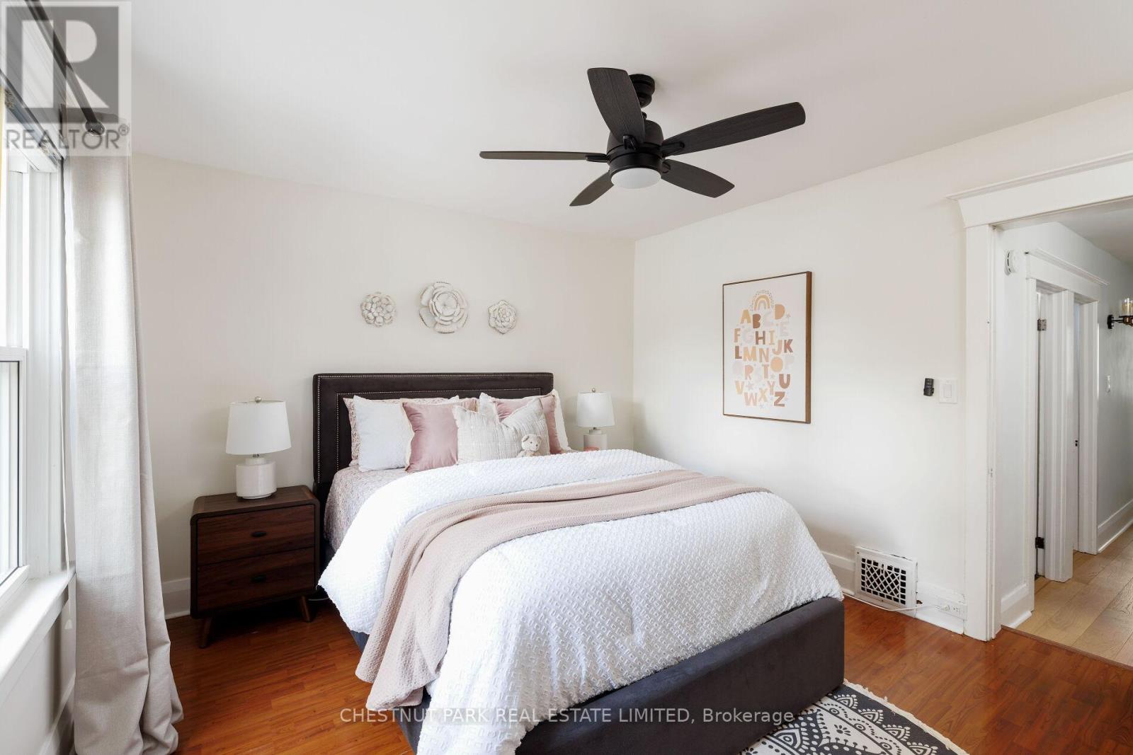 107 Kent Road, Toronto, Ontario  M4L 2X5 - Photo 30 - E12483253