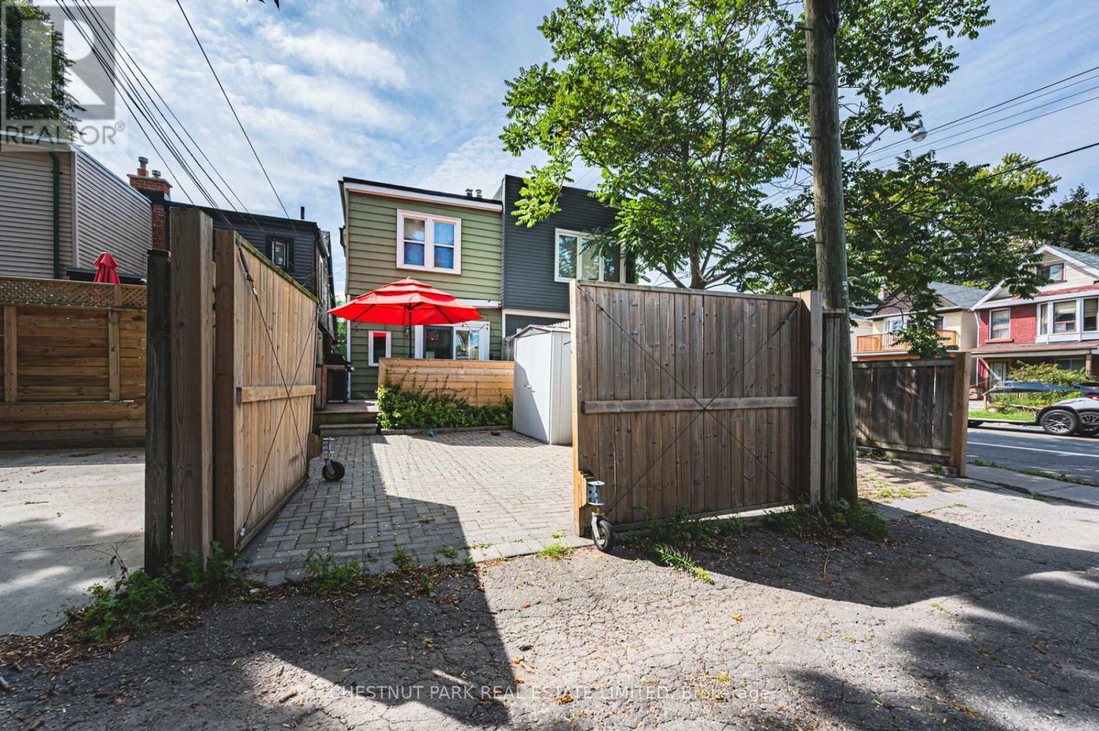 107 Kent Road, Toronto, Ontario  M4L 2X5 - Photo 45 - E12483253