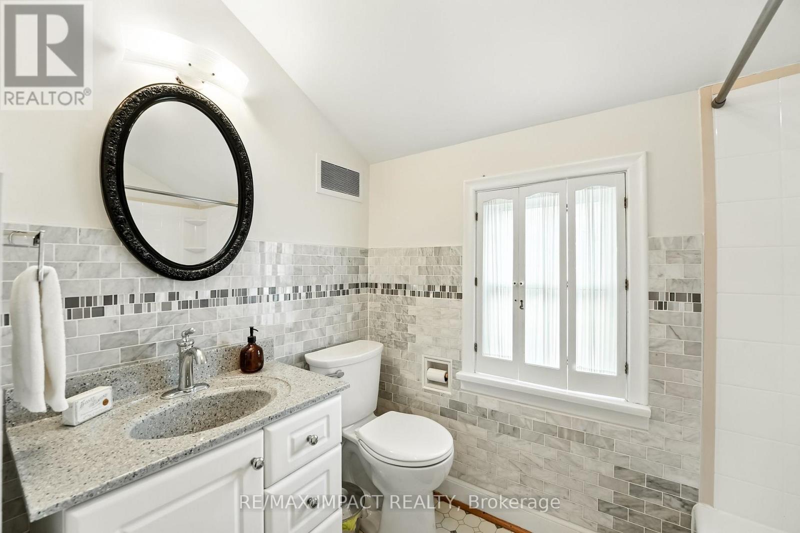 46 Simpson Avenue, Clarington (Bowmanville), Ontario  L1C 2H8 - Photo 32 - E12483300