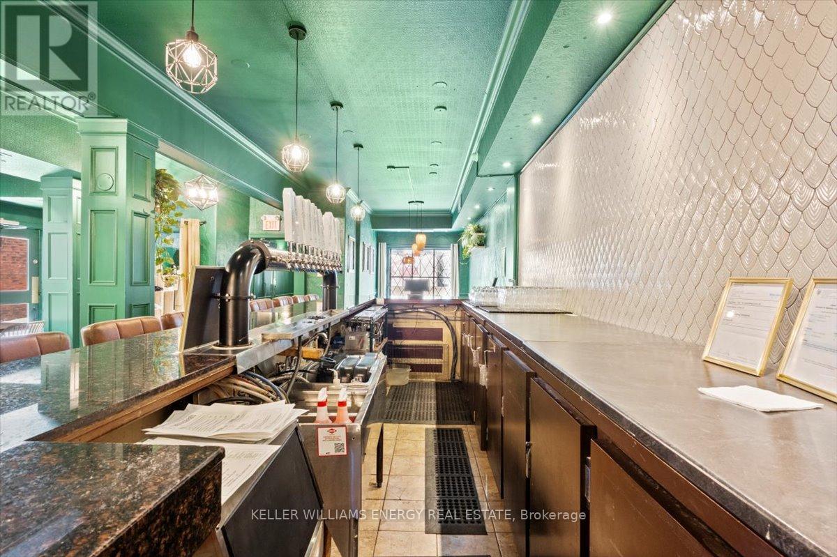 21 Celina Street, Oshawa (Central), Ontario  L1H 4M9 - Photo 8 - E12483326