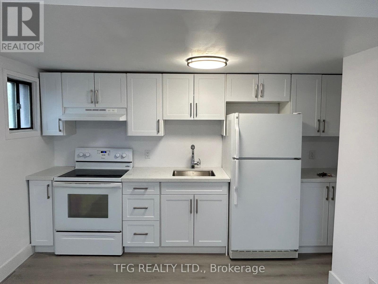 Upper - 306 King Street W, Oshawa (Mclaughlin), Ontario  L1J 2J9 - Photo 10 - E12483341