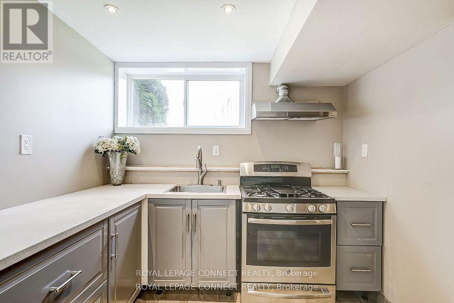46 Alexander Boulevard, Georgina, Ontario  L0E 1L0 - Photo 11 - N12483259