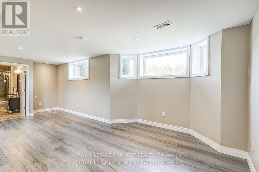 46 Alexander Boulevard, Georgina, Ontario  L0E 1L0 - Photo 21 - N12483259