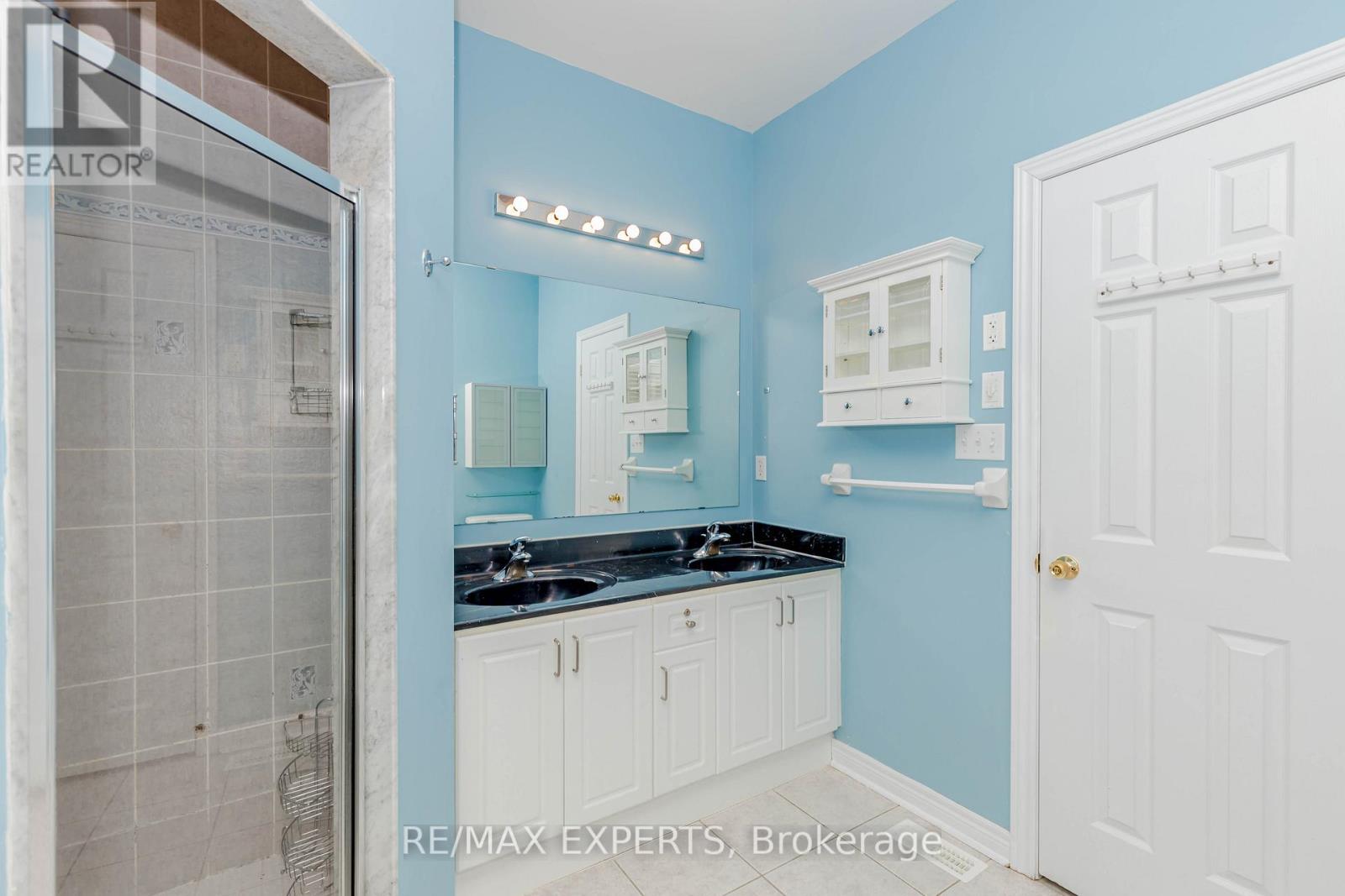 150 Saint Nicholas Crescent, Vaughan, Ontario  L4H 3E6 - Photo 21 - N12483285