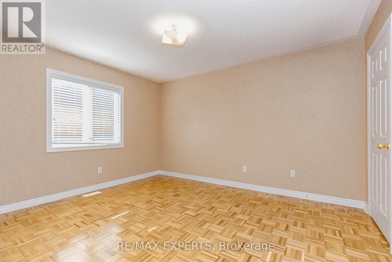 150 Saint Nicholas Crescent, Vaughan, Ontario  L4H 3E6 - Photo 34 - N12483285