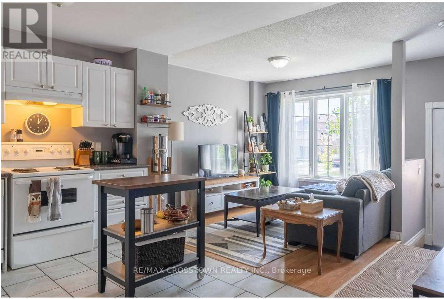 Main - 34 Willow Drive, Barrie (Holly), Ontario  L4N 8T2 - Photo 8 - S12483267