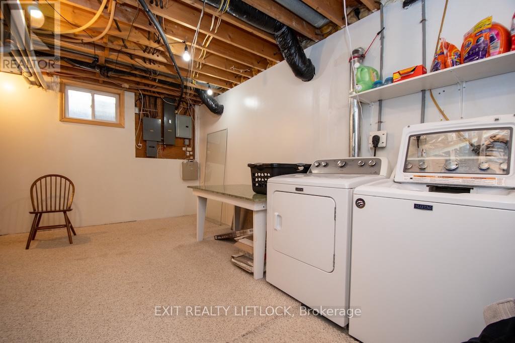 1456 Firwood Crescent, Peterborough, Ontario K9K 1J1 - Photo 45 - X12483376