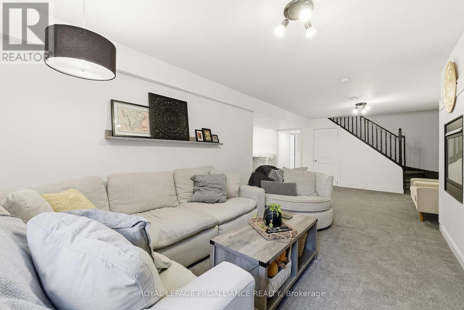 804 Lees Avenue, Cobourg, Ontario K9A 4J7 - Photo 29 - X12483436